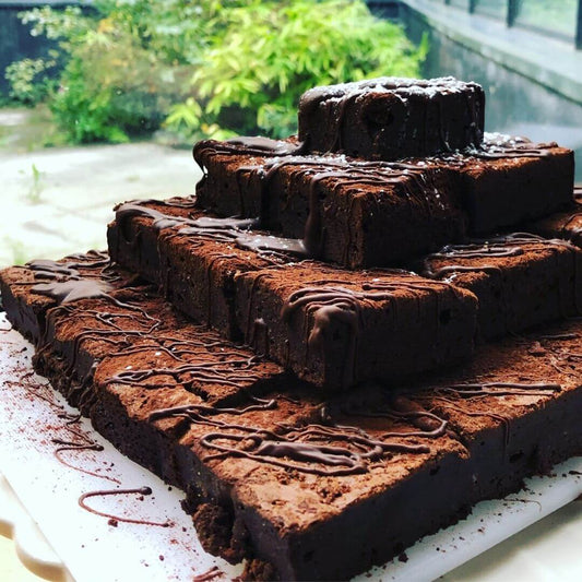 Heavenly Celebration Cakes - Brownie Mountain Stack