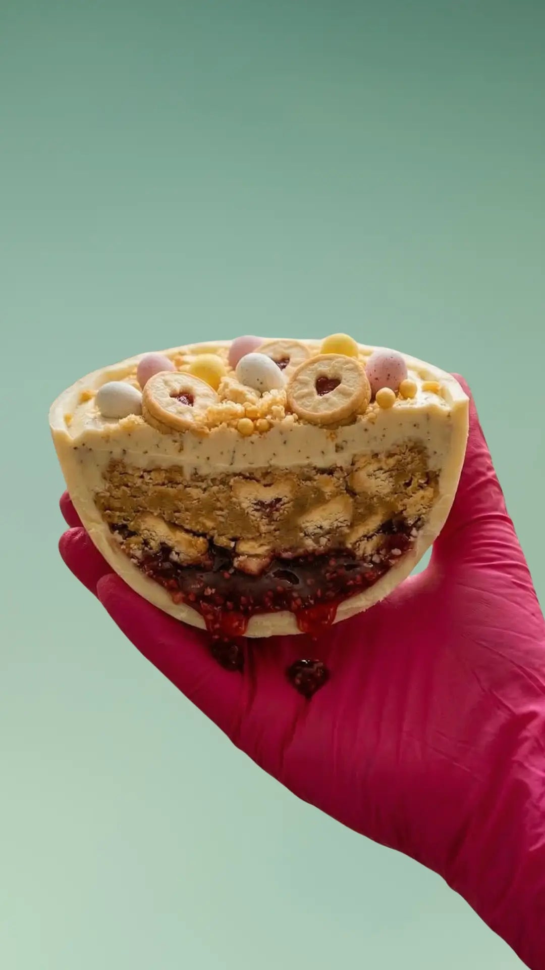 Loaded Tea & Biscuits Blondie Easter Egg 🐣 - Brownie Heaven