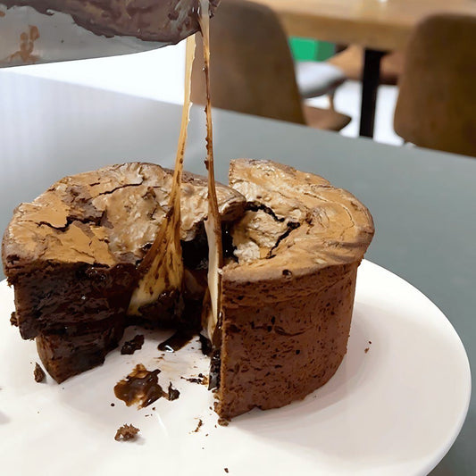 Super Mario - Mozzarella Brownie Fondant Pie - Limited Cake Drop - Brownie Heaven