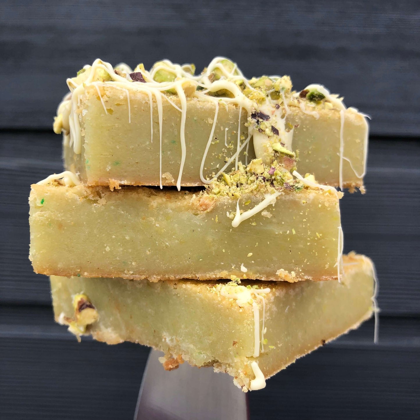 Pistachio Blondie