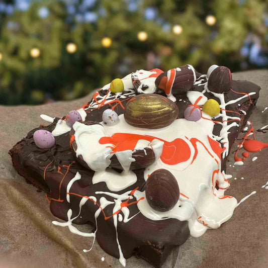 Smashed Creme & Caramel Egg Slab - Brownie Heaven