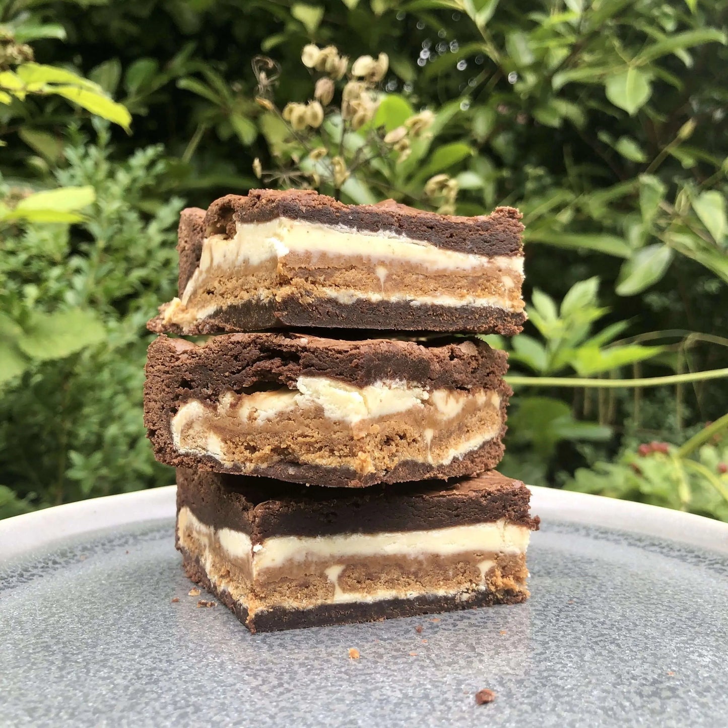 🎉 22 Years of Brownie Heaven – Vote & Celebrate Box (£22) - Brownie Heaven