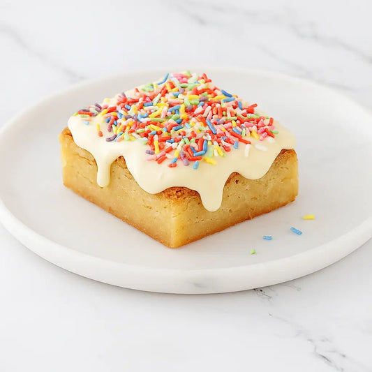 Birthday Cake White Chocolate Blondies - A Sweet Celebration in Every Bite 🎉🍰 - Brownie Heaven