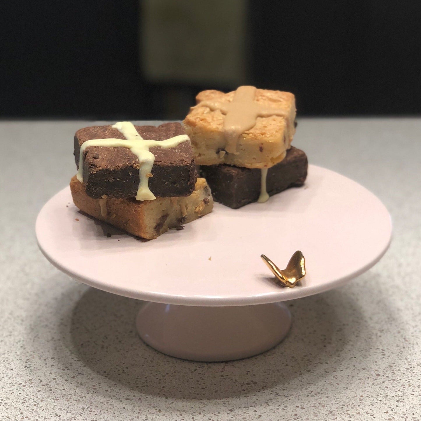 Easter - Hot Cross Bun Brownie Or Blondie