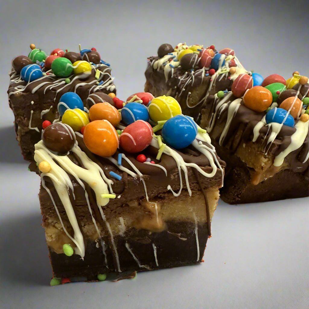 M&M Caramel Cookie Dough Chunkster – The Ultimate Brownie Adventure 🍫🍪 - Brownie Heaven