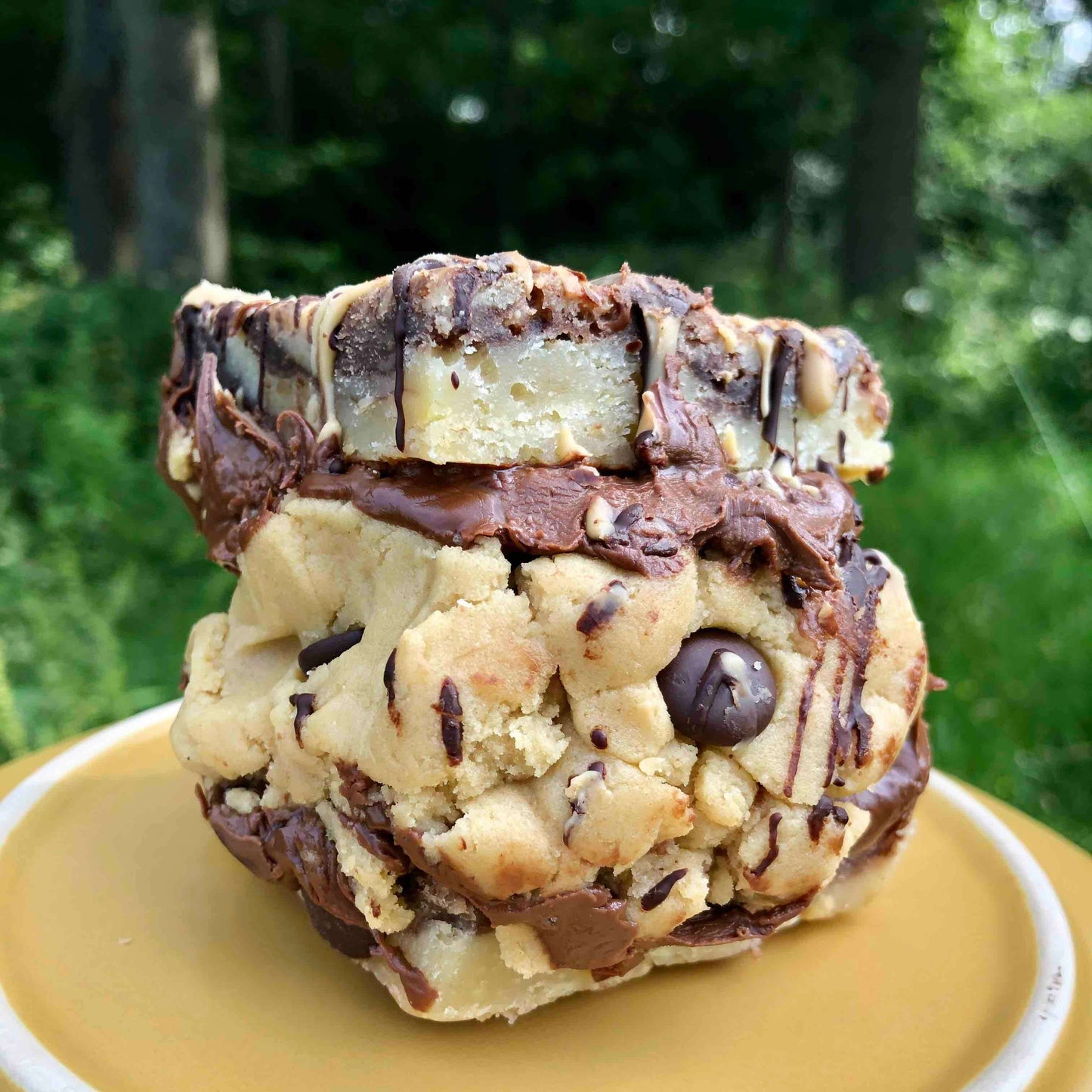 Overstuffed Cookie Dough Banana Bread Blondie 🆕 - Brownie Heaven