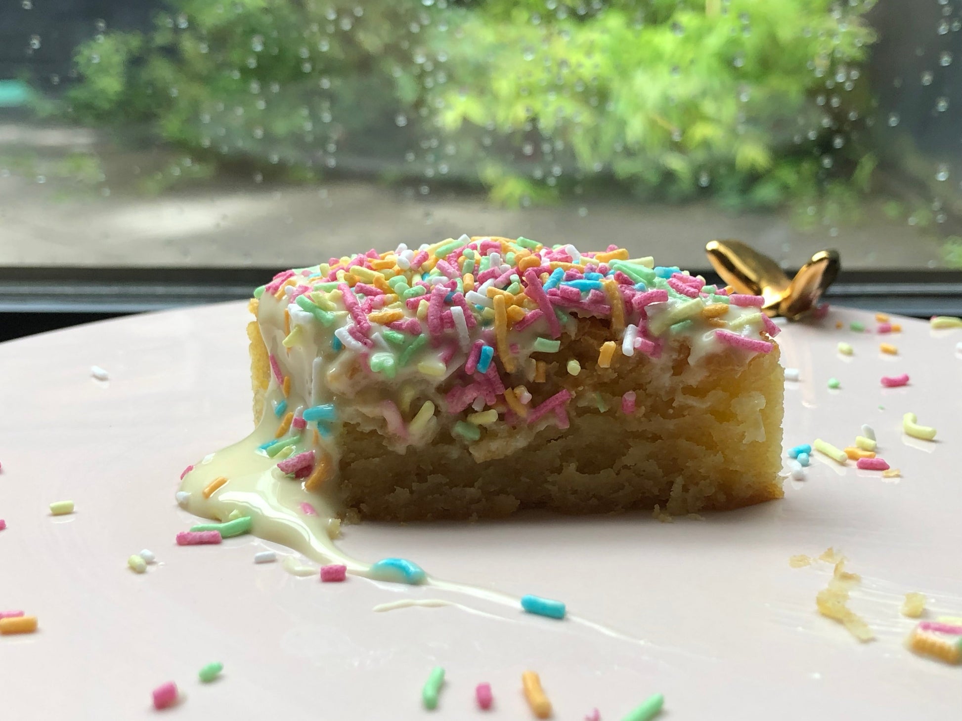 Birthday Cake Blondies - Brownie Heaven